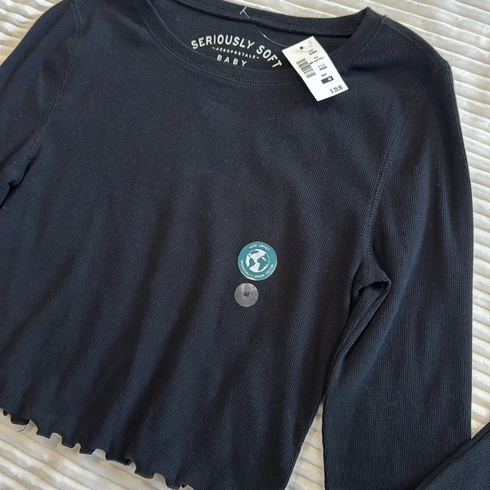 Aeropostale Seriously Soft Baby Tee Ribbed Long Sleeve Cropped Lettuce Hem M - Picture 3 of 10